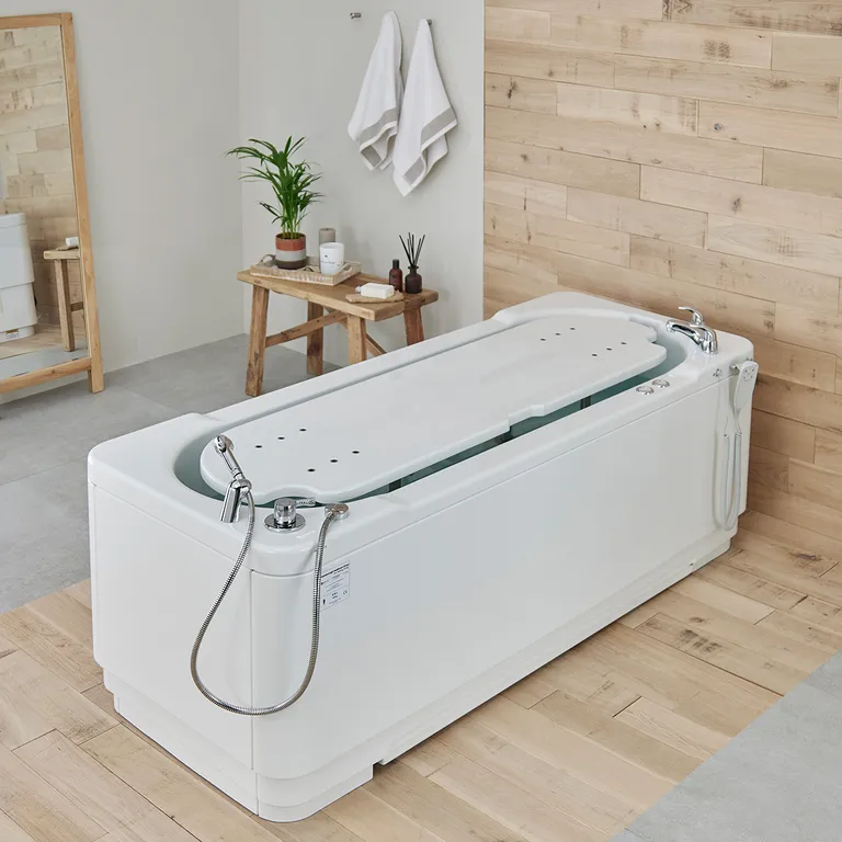 Gemini 2000 badekar med plattform og dobbeltløft-funksjon